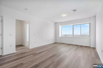 2 Executive Drive 807 #807, Fort Lee, NJ 07024 - Photo 6
