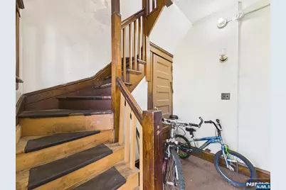 139 Fairview Avenue, Haledon, NJ 07508 - Photo 6