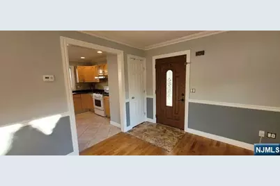 2 Roth Street, Elmwood Park, NJ 07407 - Photo 10