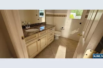 2 Roth Street, Elmwood Park, NJ 07407 - Photo 28