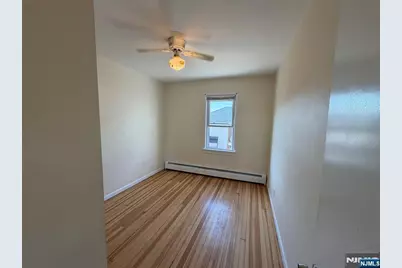 48 Stein Avenue, Wallington, NJ 07057 - Photo 6