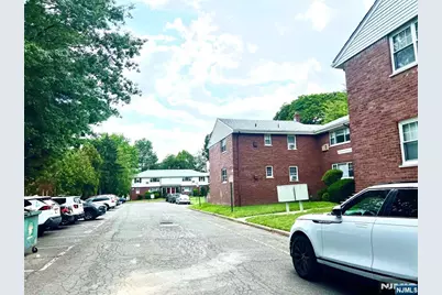 241 Passaic Street 11B #11B, Rochelle Park Township, NJ 07662 - Photo 2