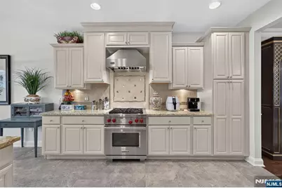 125 Windsor Lane, Ramsey, NJ 07446 - Photo 18