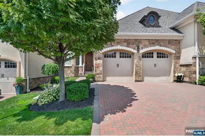 125 Windsor Lane, Ramsey, NJ 07446 - Photo 2