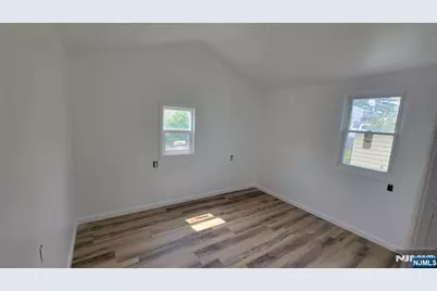 101 Summit 2 #2, Garfield, NJ 07026 - Photo 6