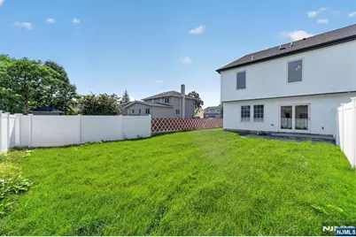 163B Kipp Avenue, Elmwood Park, NJ 07407 - Photo 38