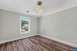 163B Kipp Ave, Elmwood Park, NJ 07407 - Photo 30