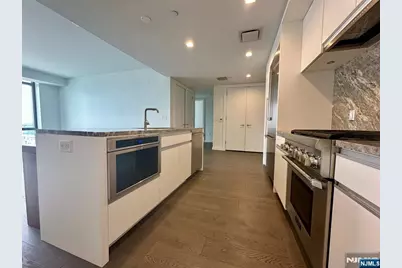 320 Adolphus Avenue 1411 #1411, Cliffside Park, NJ 07010 - Photo 16