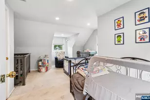78 Legion Pl, Paramus, NJ 07652 - Photo 8