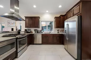 220 Glen Ave B, Palisades Park, NJ 07650 - Photo 6