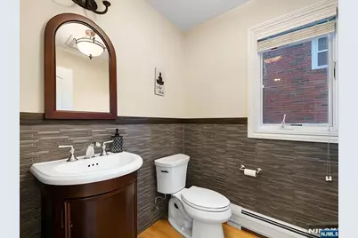 220 Glen Avenue B #B, Palisades Park, NJ 07650 - Photo 8