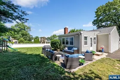 862 Manhattan Avenue, Washington Township, NJ 07676 - Photo 28