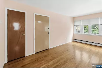 1120 Saint Louis Avenue 1 #1, Hillside, NJ 07205 - Photo 2