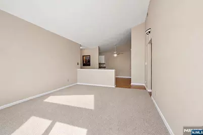 555 Riverside Avenue 9 #9, Rutherford, NJ 07070 - Photo 6