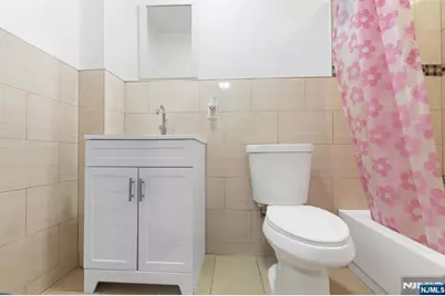 171-173 Temple, Paterson, NJ 07522 - Photo 14