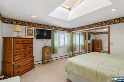 2 Martha Avenue, Elmwood Park, NJ 07407 - Photo 18