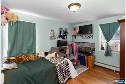 2 Martha Avenue, Elmwood Park, NJ 07407 - Photo 34