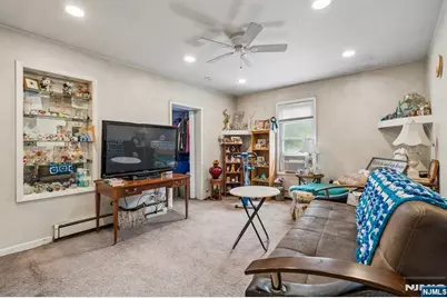 35 Longview Street, West Orange Township, NJ 07052 - Photo 4