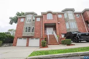 296 Forest Rd, Fort Lee, NJ 07024 - Photo 2