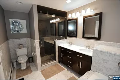 296 Forest Road, Fort Lee, NJ 07024 - Photo 16