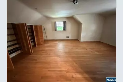 1008 Windsor Road, Teaneck Township, NJ 07666 - Photo 16