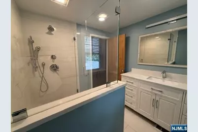 1008 Windsor Road, Teaneck Township, NJ 07666 - Photo 18