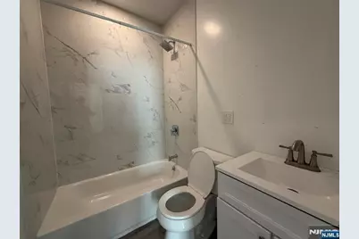 262 Walker Street 2 #2, Fairview, NJ 07022 - Photo 6
