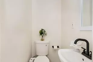 34 Waldo Ave 13, Jersey City, NJ 07306 - Photo 10
