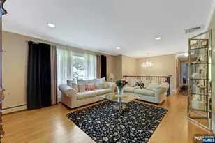 33 Hurlbut St, Westwood, NJ 07675 - Photo 6