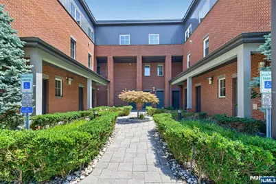 1600 Kaufer Lane 12 #12, Fort Lee, NJ 07024 - Photo 1
