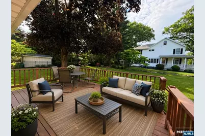 2 Rogers Court, Midland Park, NJ 07432 - Photo 12