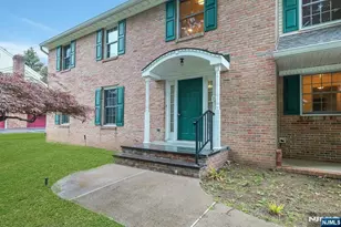 2 Rogers Ct, Midland Park, NJ 07432 - Photo 1