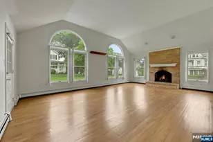 2 Rogers Ct, Midland Park, NJ 07432 - Photo 6