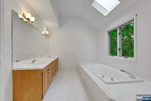 2 Rogers Ct, Midland Park, NJ 07432 - Photo 18