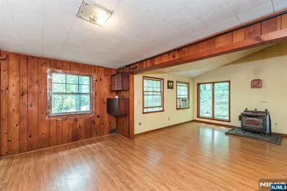 197 Snake Den Road, Wanaque, NJ 07465 - Photo 4