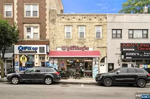 611 Anderson Ave, Cliffside Park, NJ 07010 - Photo 1