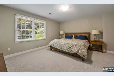 330 Airmount Avenue, Ramsey, NJ 07446 - Photo 22