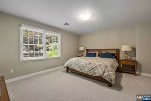 330 Airmount Ave, Ramsey, NJ 07446 - Photo 22
