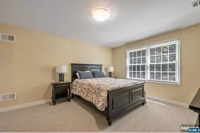330 Airmount Avenue, Ramsey, NJ 07446 - Photo 20