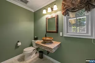 330 Airmount Ave, Ramsey, NJ 07446 - Photo 16