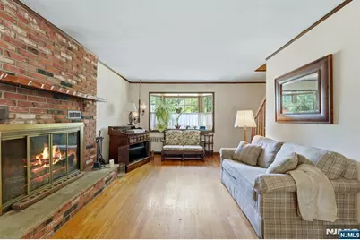288 Montana Street, Paramus, NJ 07652 - Photo 4