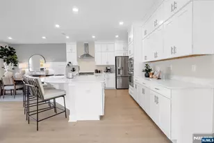 14 Belmont Pl, Oakland, NJ 07436 - Photo 4