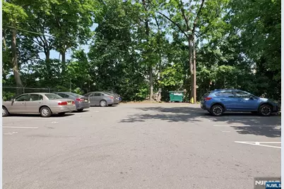35 S Willow Street A5 #A5, Montclair, NJ 07042 - Photo 2