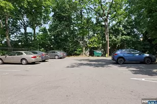 35 S Willow Street A5, Montclair, NJ 07042 - Photo 2