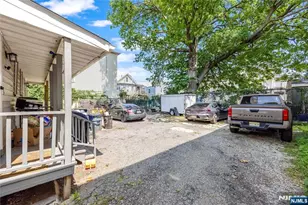 1083-1085 Magnolia Ave, Elizabeth, NJ 07201 - Photo 4