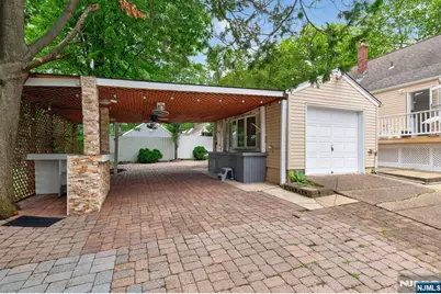670 John Street, Teaneck Township, NJ 07666 - Photo 36