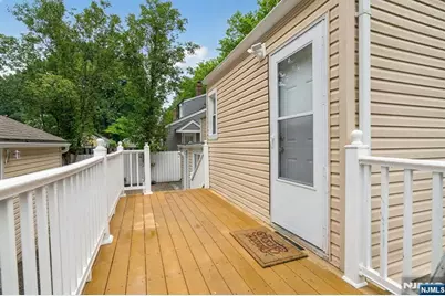 670 John Street, Teaneck Township, NJ 07666 - Photo 32