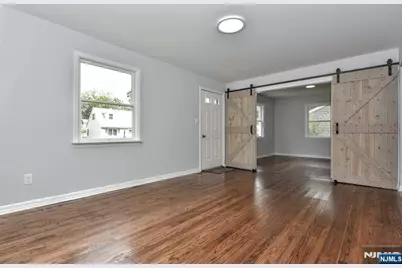 72 Ridgewald Avenue, Waldwick, NJ 07463 - Photo 4