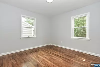 72 Ridgewald Avenue, Waldwick, NJ 07463 - Photo 12