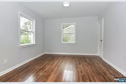 72 Ridgewald Avenue, Waldwick, NJ 07463 - Photo 6